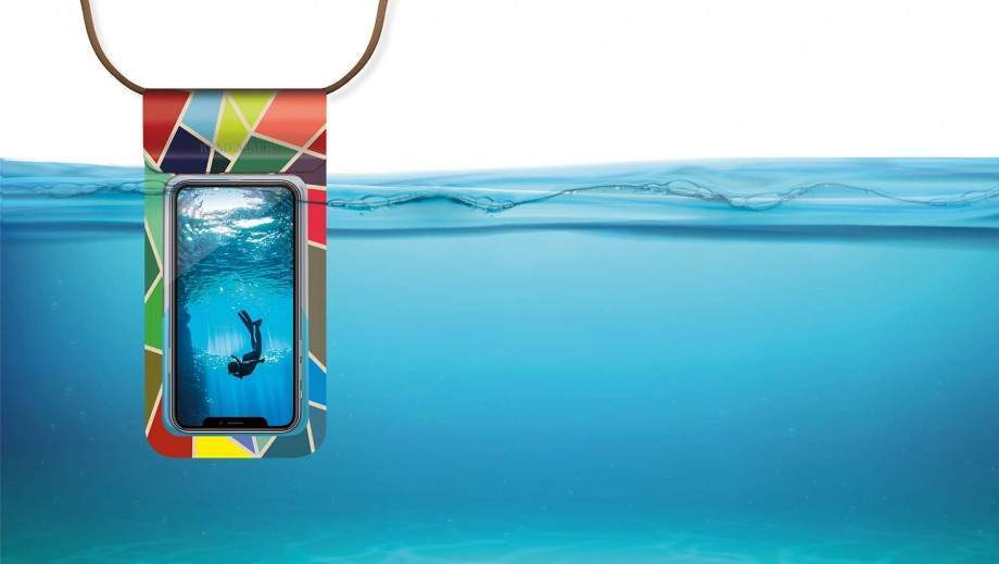 bh03_terrazzo_handytasche_ambiente_1880x1060px