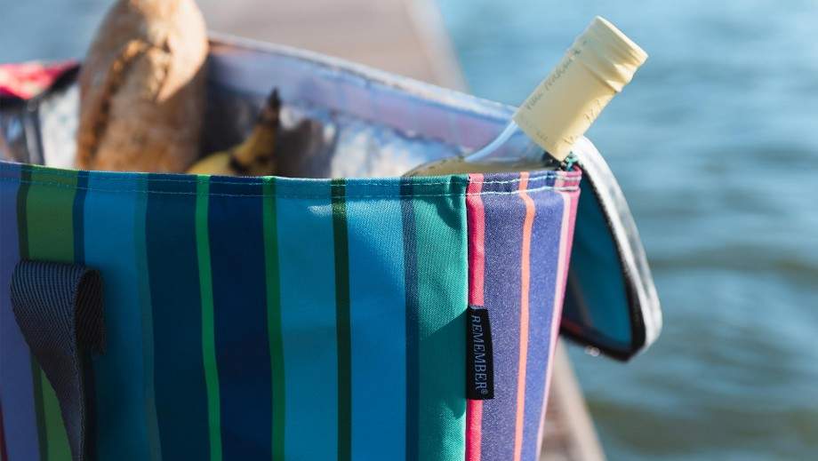 bu01_costa_kuehltasche_ambiente_01_2020_1880x1060px